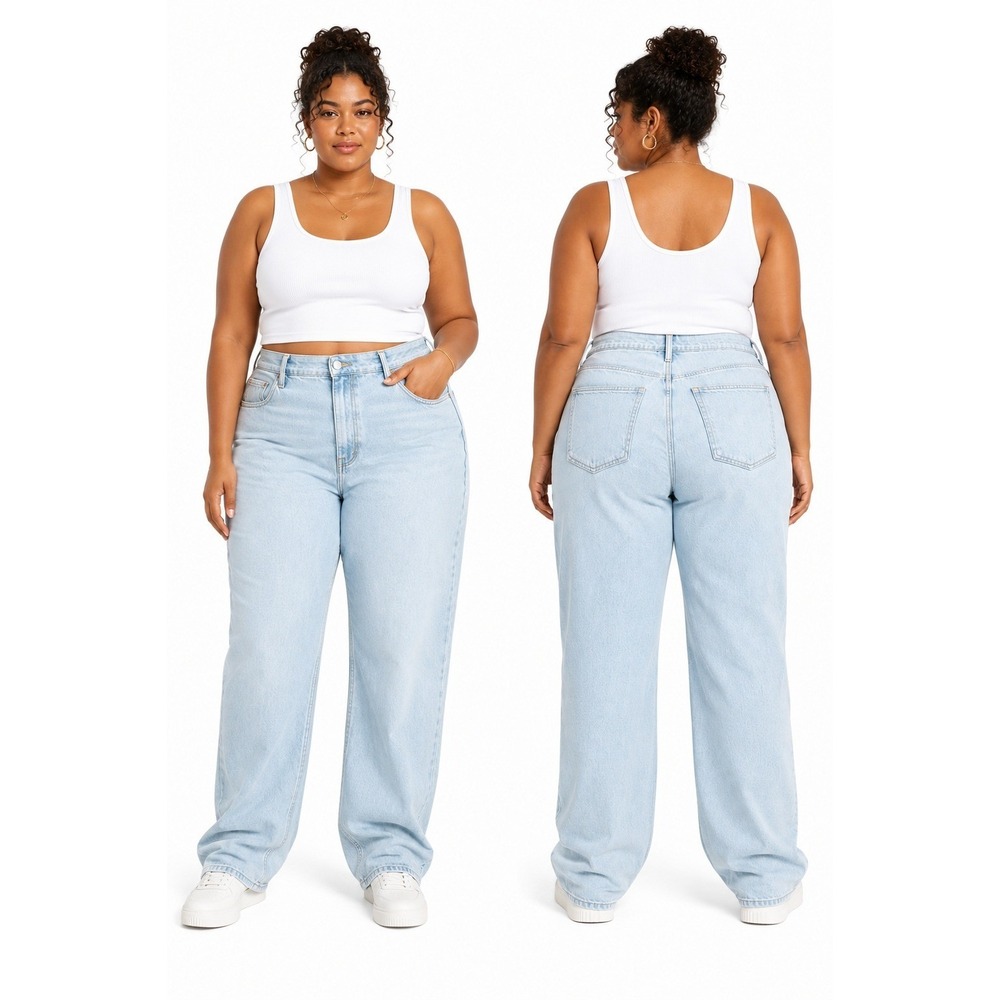 Women's Jeans by Universal Thread 90s Straight‎ Light Wash Size 17 New With Tags